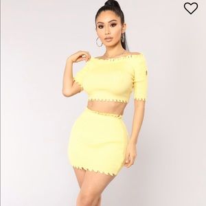 Beautiful Mess Distressed Set - Yellow